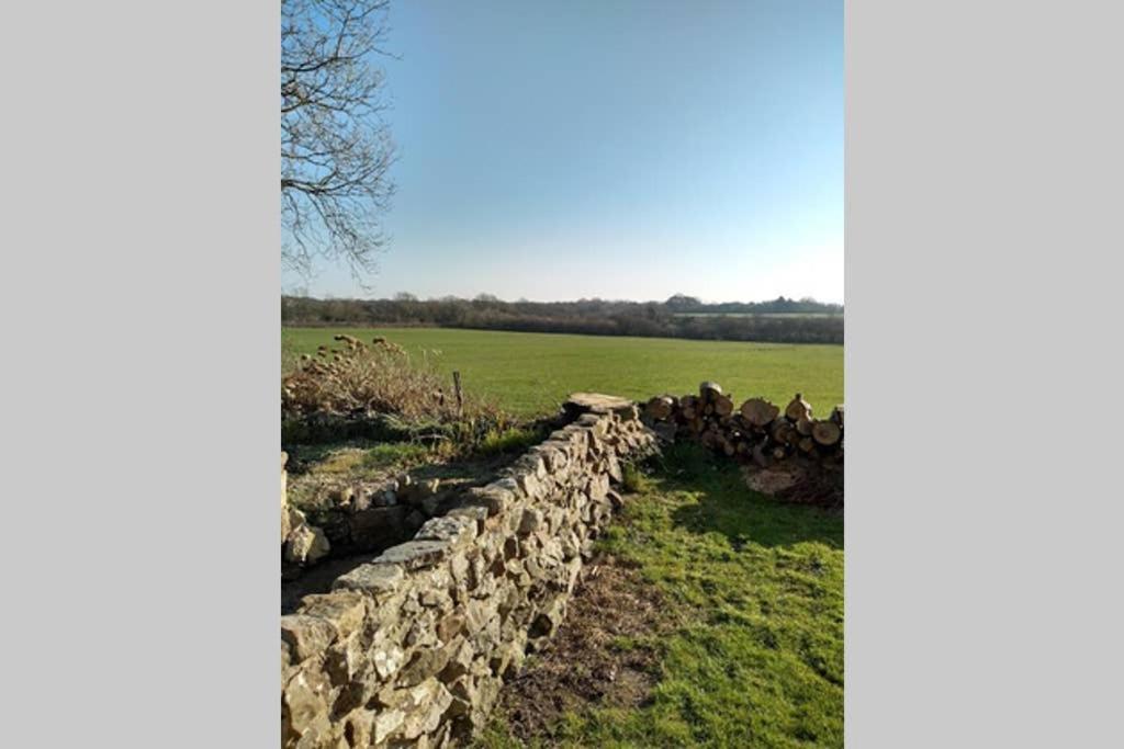 Cattle Shed Cottage Narberth Exterior photo